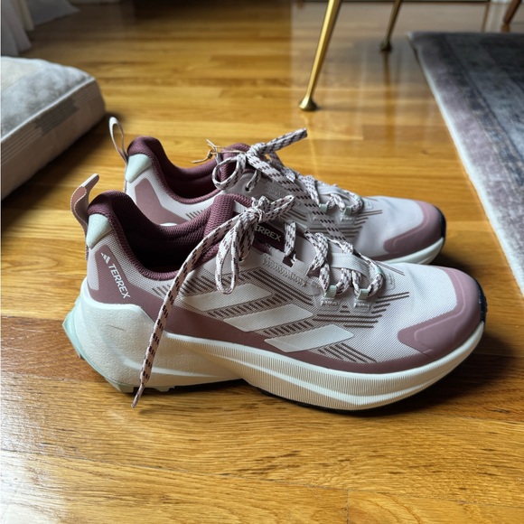 adidas Women's Terrex Trailmaker 2.0 Hiking Sneaker - Picture 3 of 5